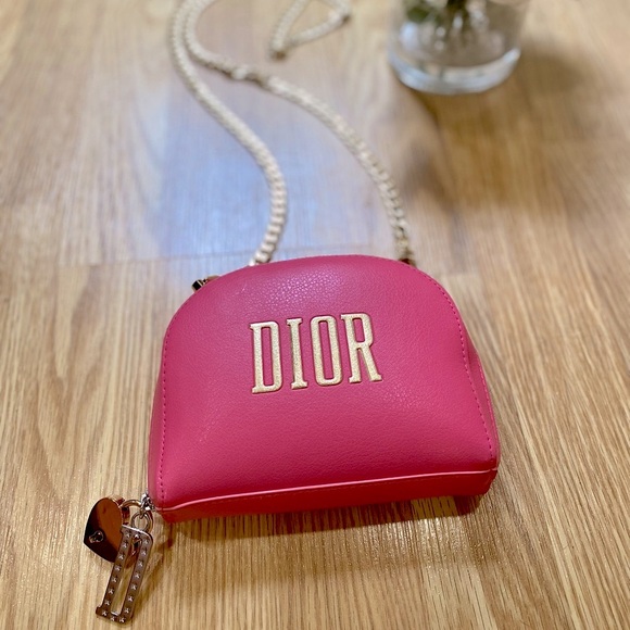 🌟 DIOR Bubble gum pink bag💖 +2  crossbody straps - Picture 4 of 17